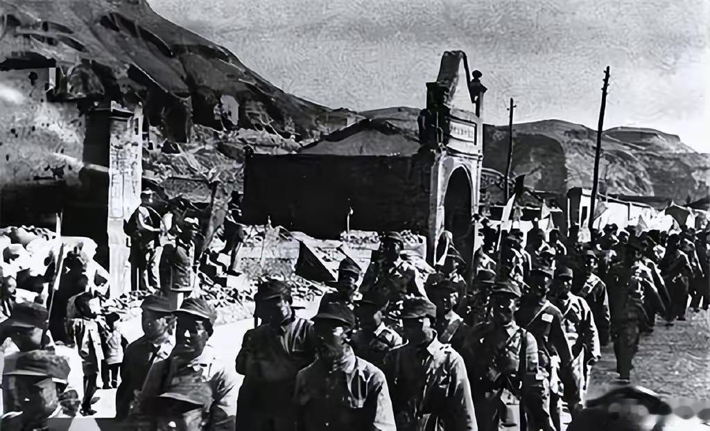 1949年，灵武宣告解放后，宁马128军军长卢忠良见大势已去，把贺兰军军长马全良