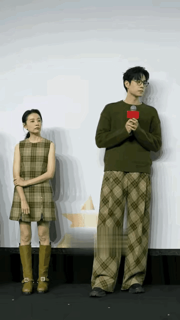 不怪董洁一脸生无可恋，换我也是一样！[捂脸][捂脸]