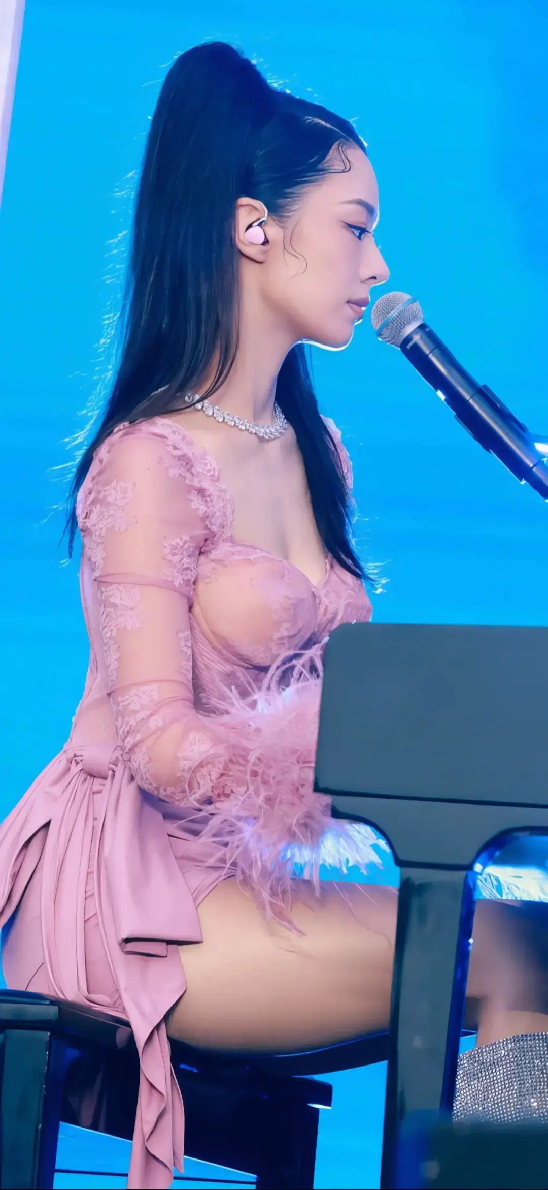 吉娜