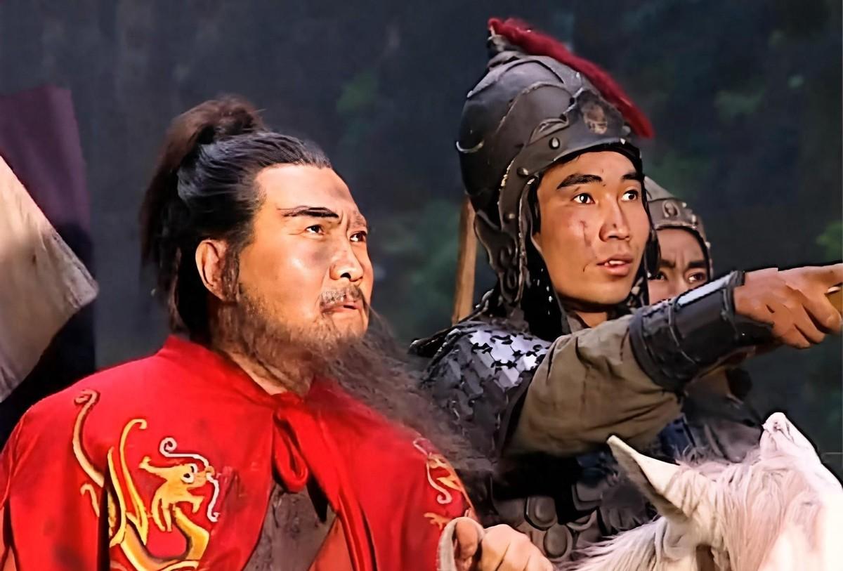 刘备诸葛亮深知：若华容道让张飞或赵云守，结果依旧让曹操逃脱吗？
219年早春，定