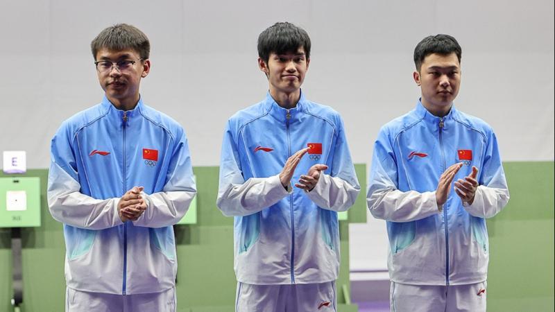 破世界纪录！中国队夺得射击男子10米气步枪团体金牌
央视网消息：北京时间9月21