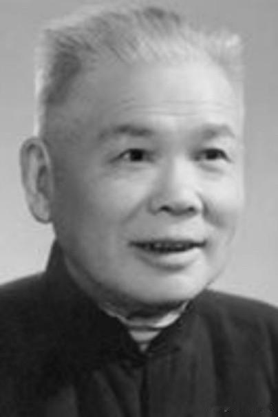 他是新中国黑龙江省首任省委书记，主政期间，据理力争黑龙江省是“东北粮仓”，重点以