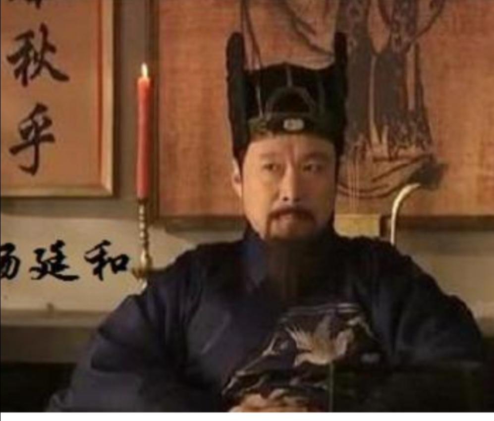 各位历史迷们，今天咱们聊聊明朝那个“官场老油条”——杨廷和。别看他名字听起来文文