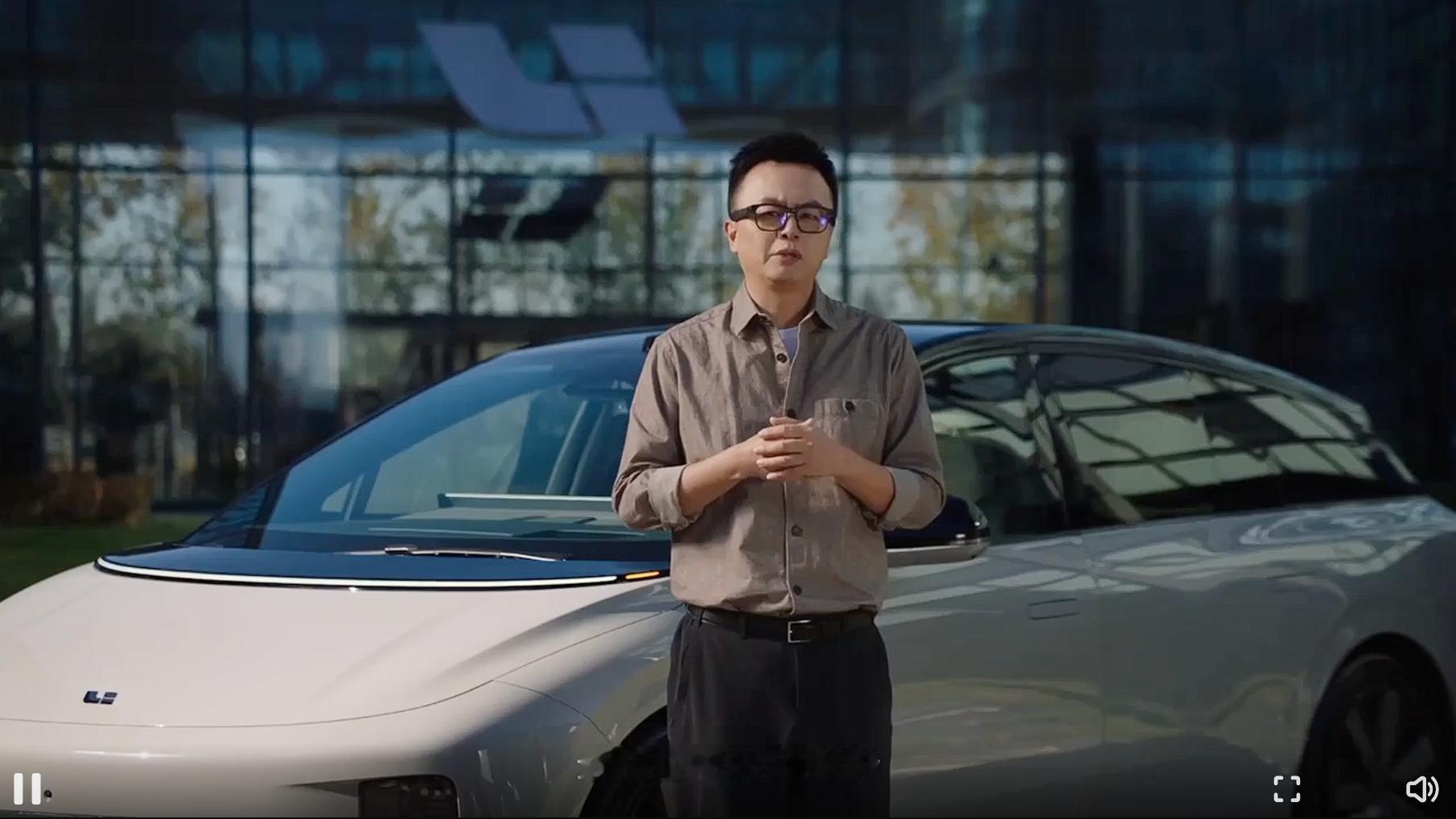 Livis 眼镜的一句话车控，皓宇说对比掏手机解决，最快也要 7 - 8s，所以