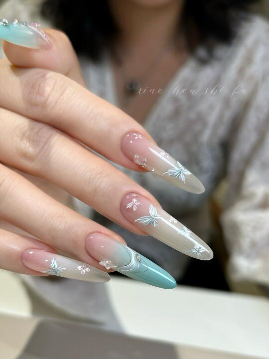 看看你们的千元美甲💅