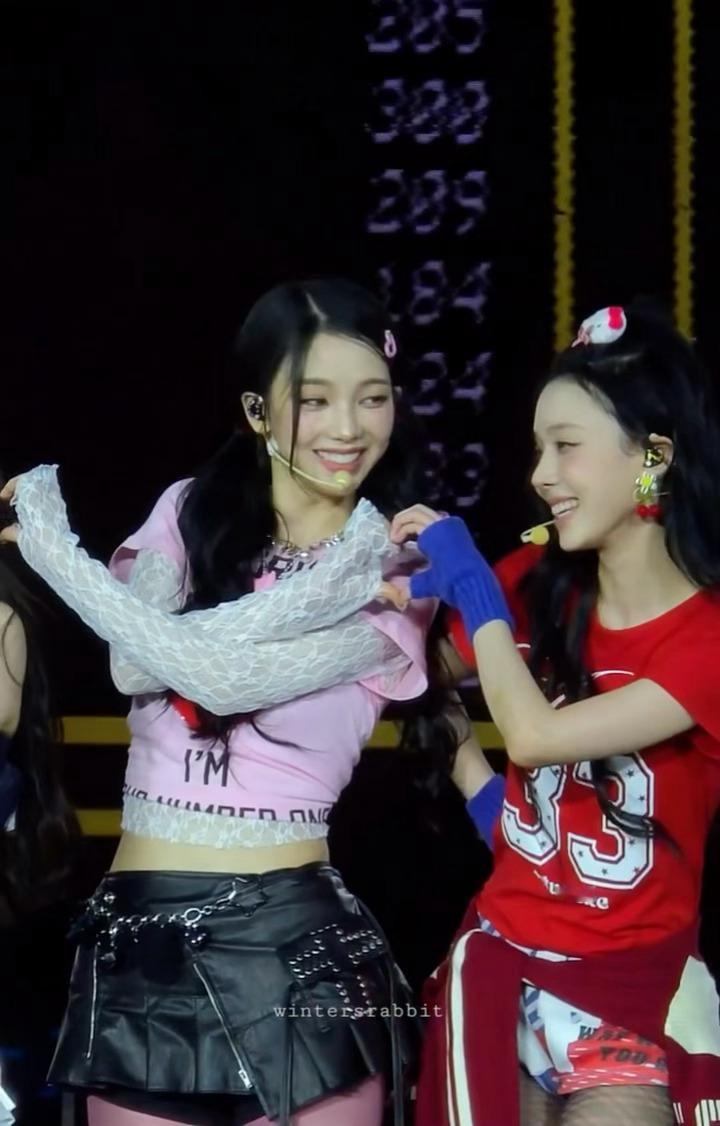 嗑颜bot 柳智敏  金玟庭水蜜桃🍑和红苹果🍎 