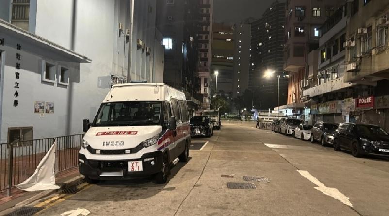 香港麻地发生伤人案。周日（21日）晚上11时半，警方接获报案，指炮台街25号对开