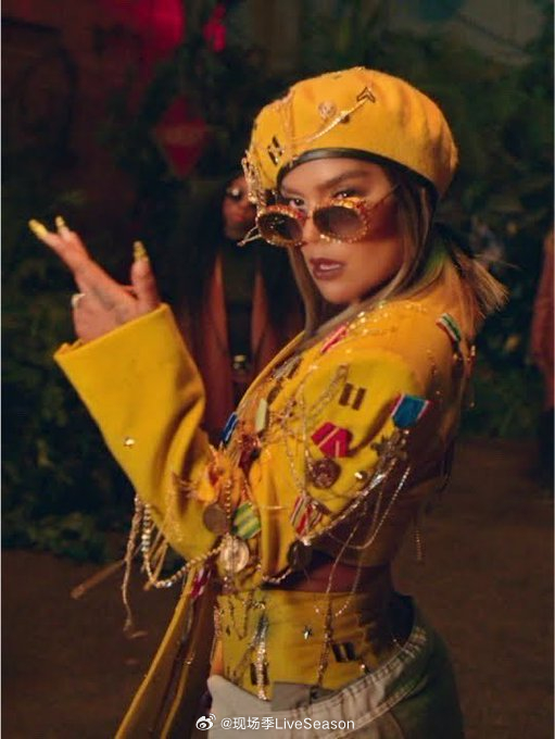 KAROLG  KAROL G 发行的单曲《BICHOTA》在 Spotify 