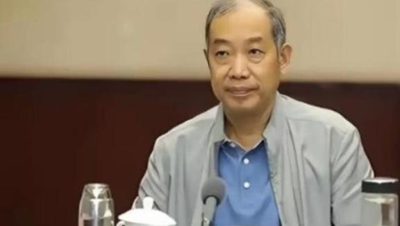 马伟明猜中了，百亿核航母变成烂尾工程，军方给出最后的期限，中国教授竟然预言了美国