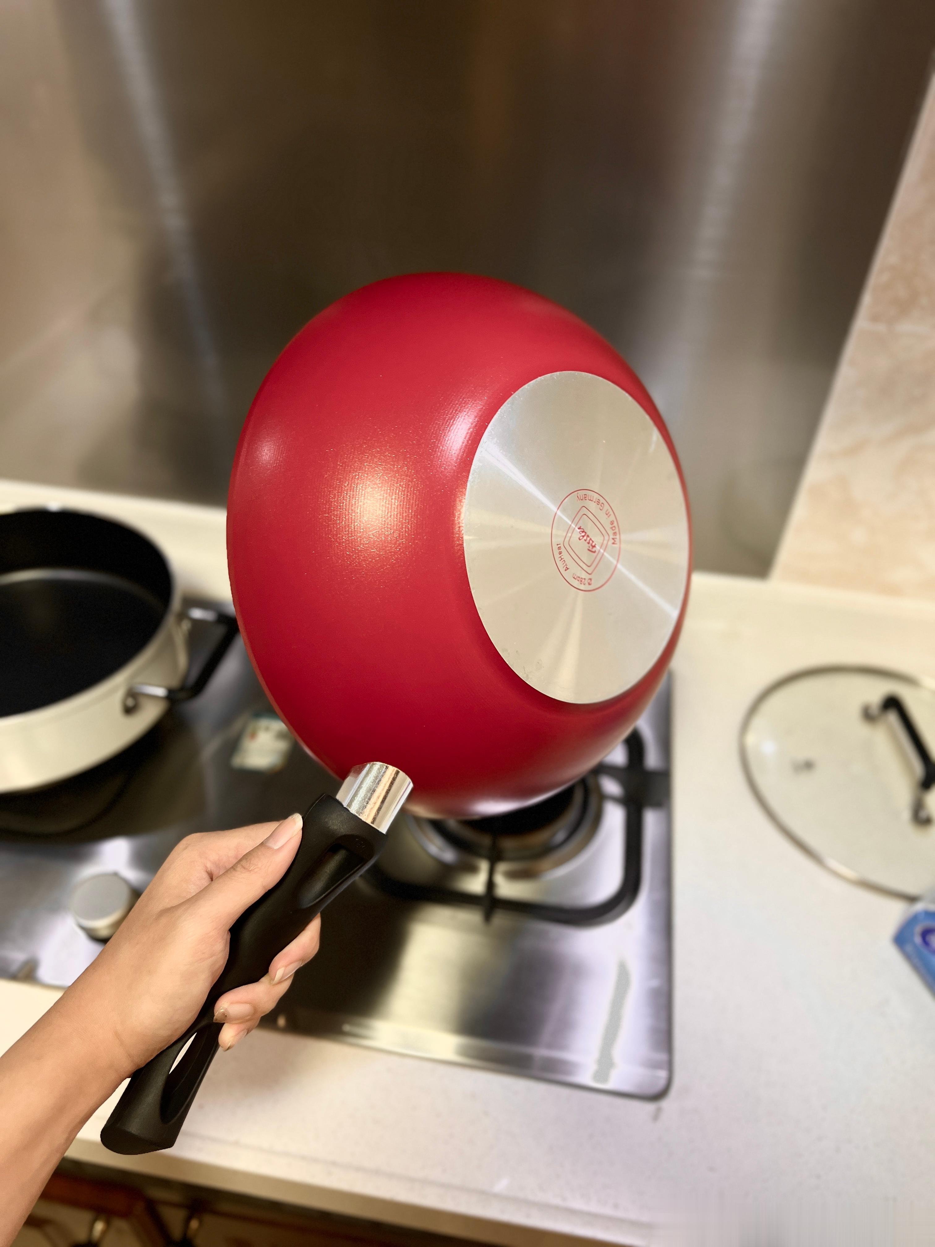 整了个锅还蛮好看 有点舍不得拿来炒菜怎么办？[允悲][允悲][允悲][允悲] ​