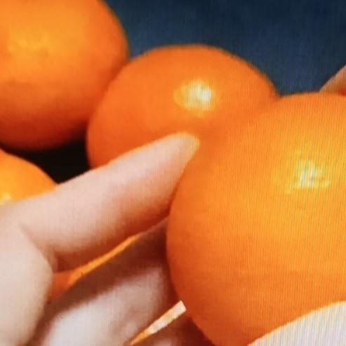 直播播完，东西别扔，用白醋泡一泡说不定有大用处！就像苹果用白醋泡，堪称神仙吃法。