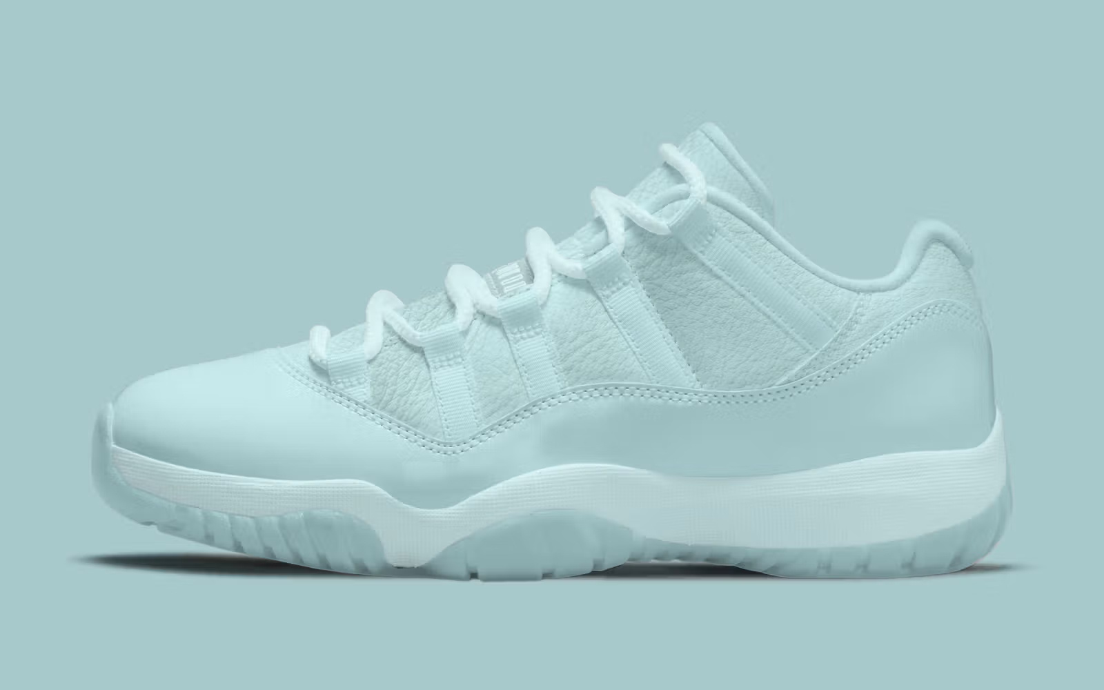 JAIDE x Women’s  Air Jordan 11 Low “Fibe