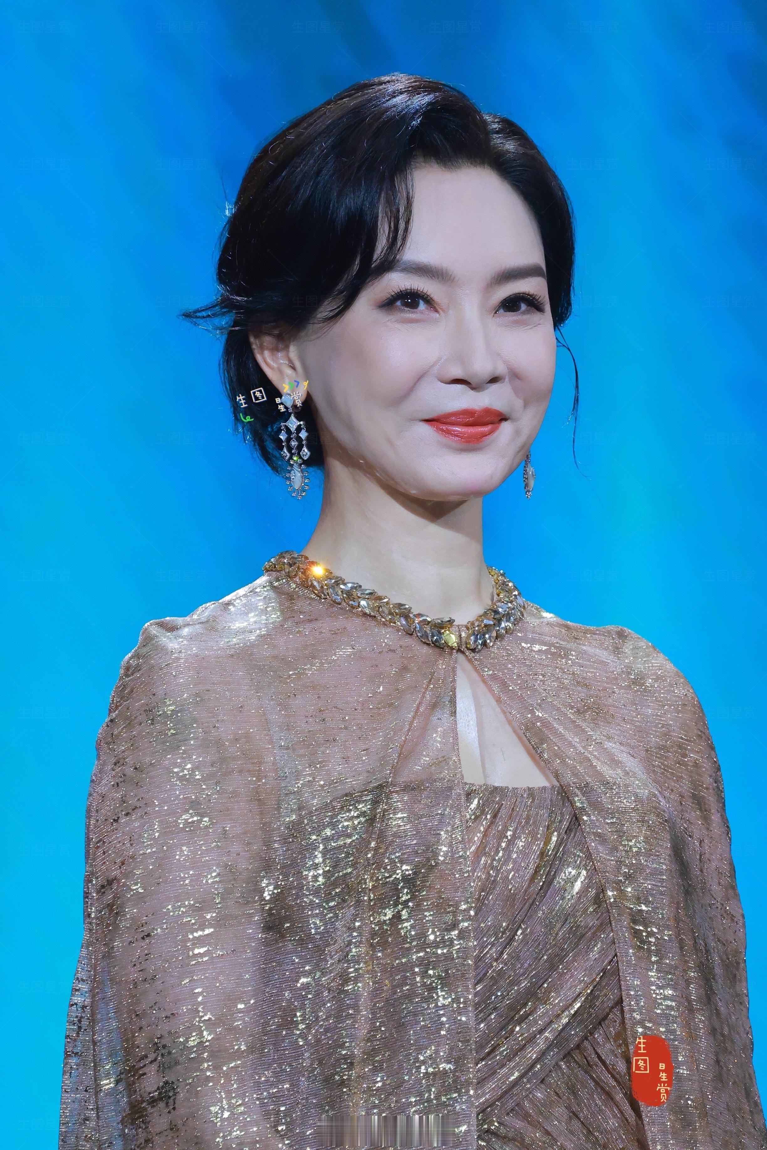鎏金女王陈数，光彩照人✨中国影视之夜 内场出图 