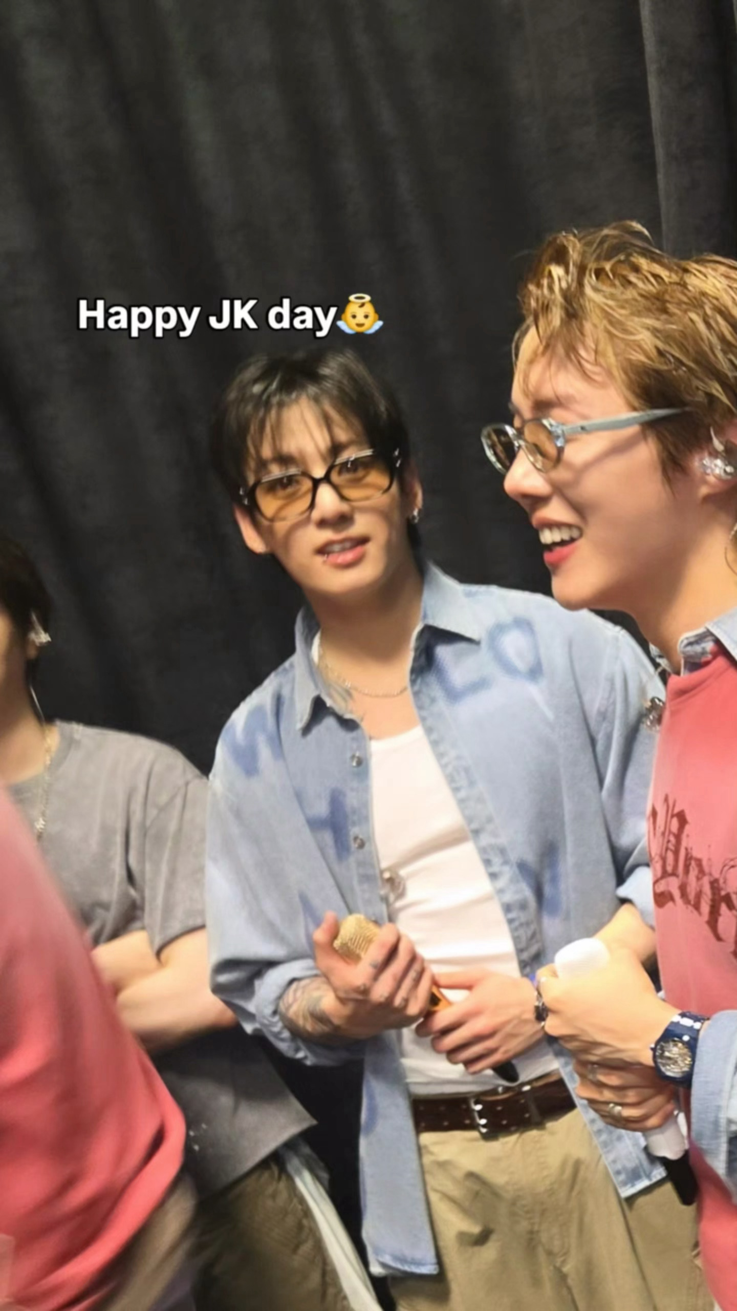 看得人心软软🎂🐯🐿️哥哥们给柾国过生日🥳🐿️HB🎂@ mnijung