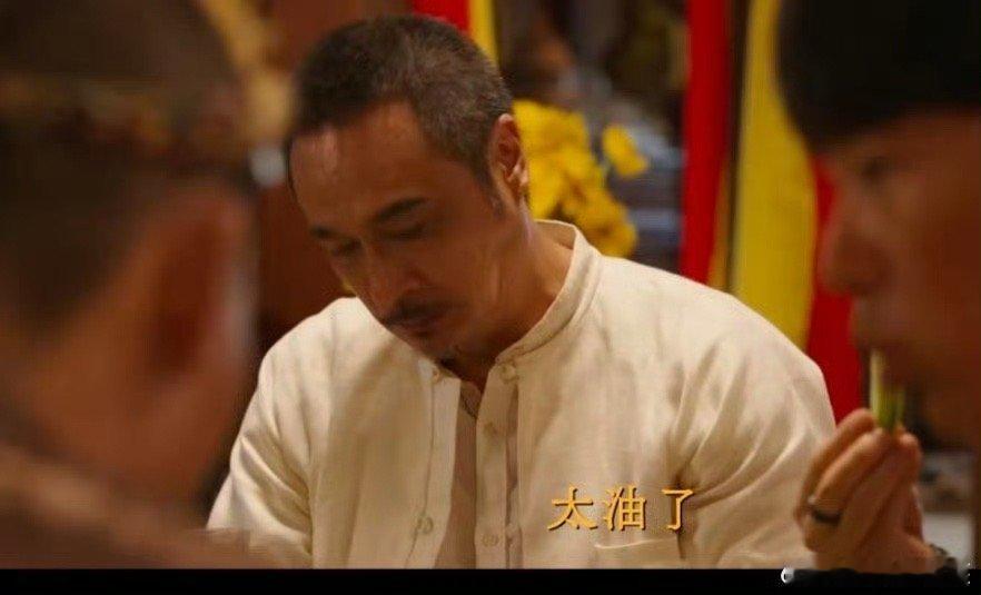 #郭麒麟吃饭擦手惹祸#没想到牛肉餐里藏风波啊，小动作引发大惊险！入乡随俗还是需要