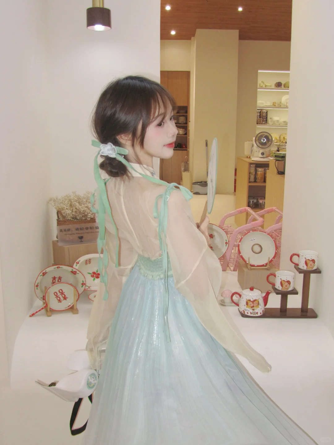 人间有味是清欢