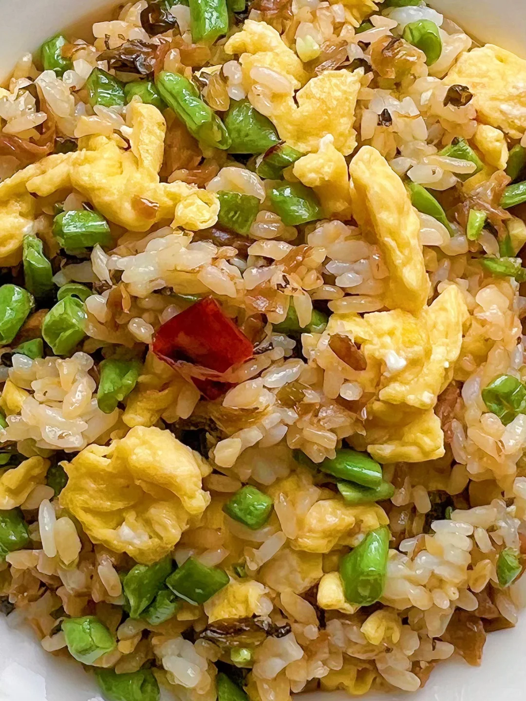 豇豆外婆菜蛋炒饭！可以一口气炫完的搭配👍