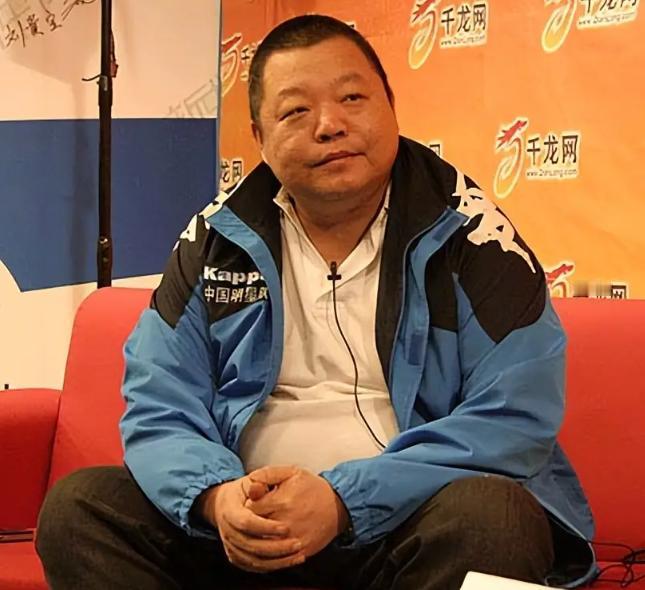 2018年，臧天朔临终前，屏退全部家人，包括他的妻子李梅，唯独留下了斯琴格日乐，