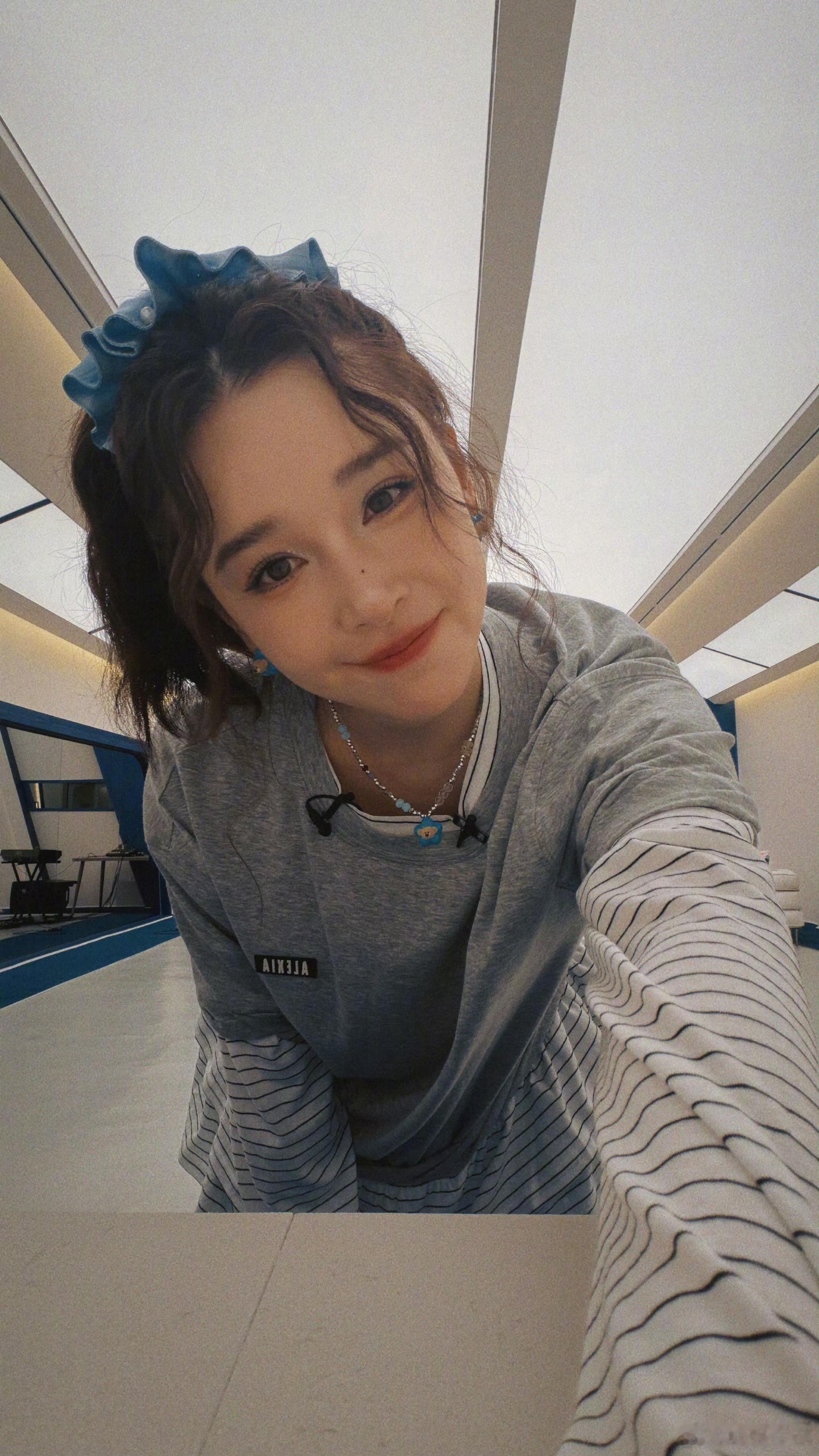 阚清子阚清子下一个目标是女团唱跳乘风2026 一路成长一路发光，清子在乘风舞台真