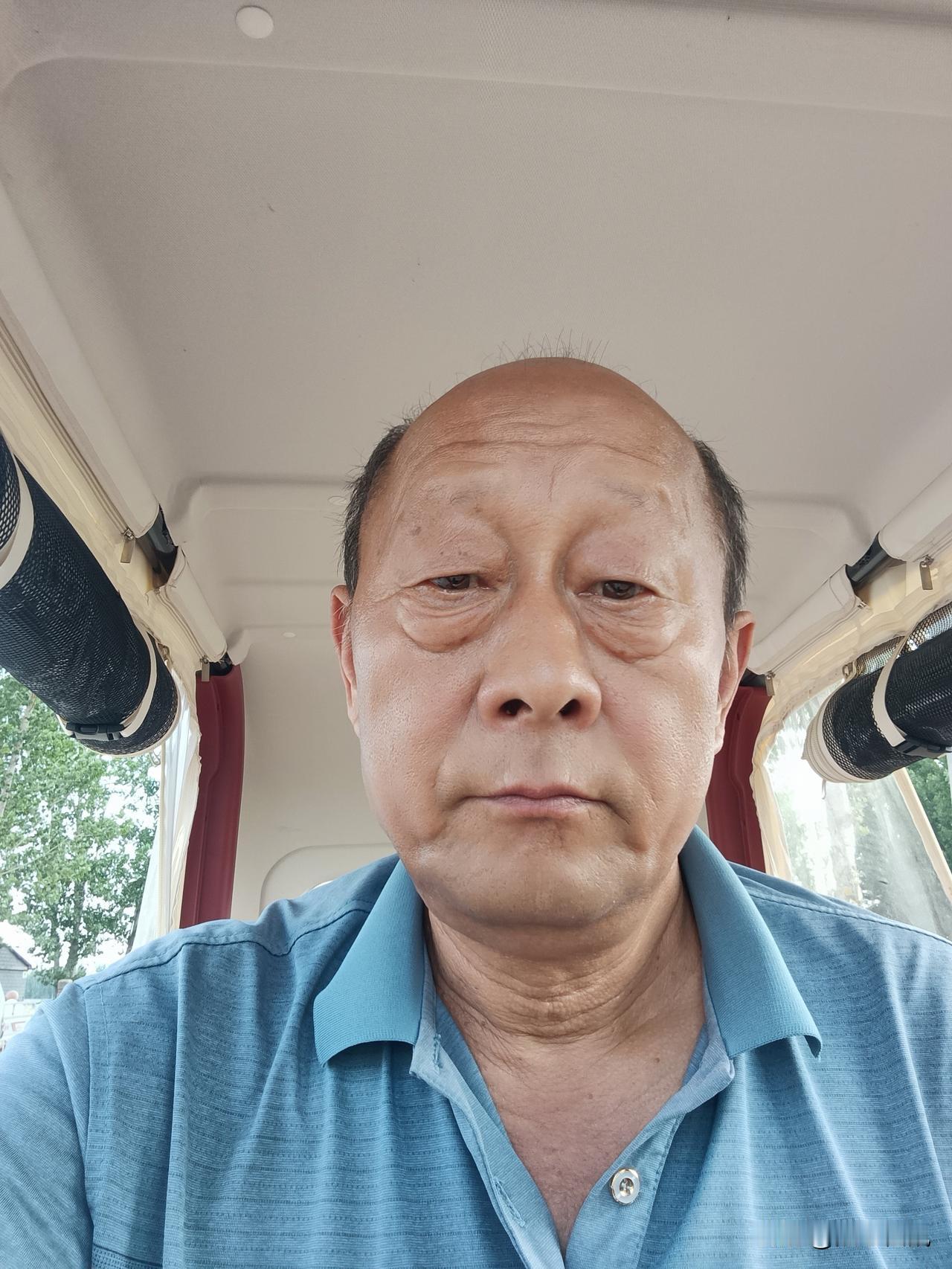 📸 记录生活中的点滴，感受岁月的沉淀。