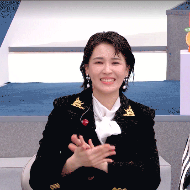 曾沛慈热度断层第一她真的值得第一  没有理由不爱她终于轮到曾沛慈被大家认识了。终