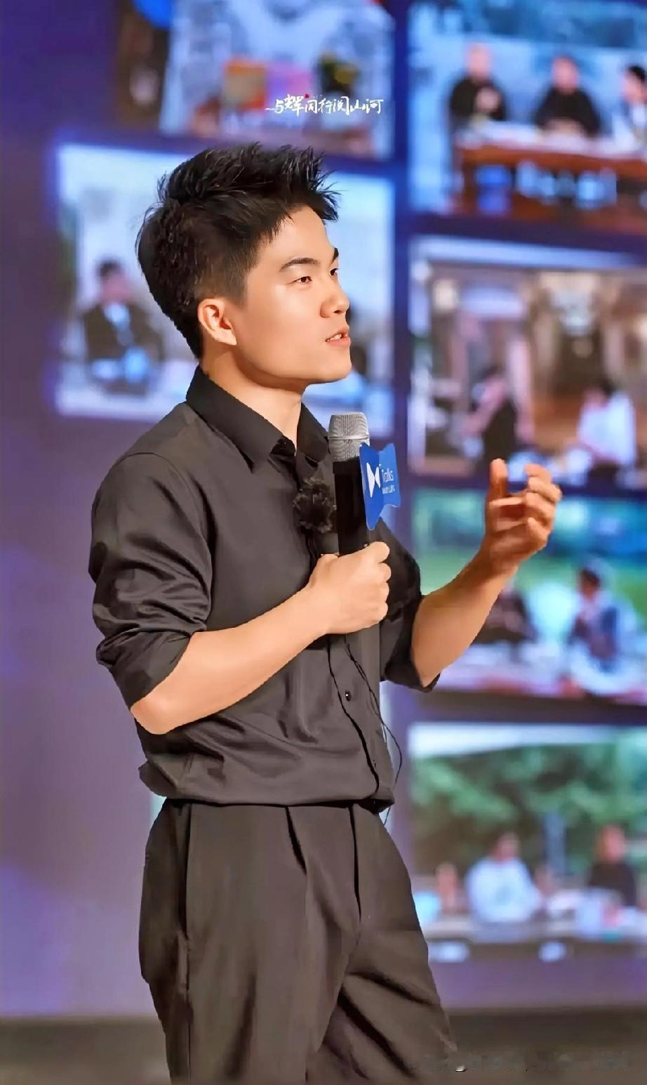 真正的优秀与不凡，从不必急于辩解，也无需刻意彰显。@董宇辉 你的格局、良知、温柔