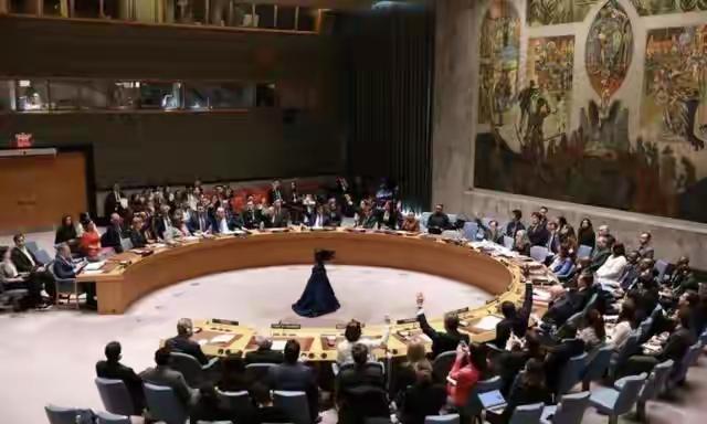 美后院失火，特朗普做两手准备，两国突然下场，不许特朗普停战
 
美伊冲突持续升温