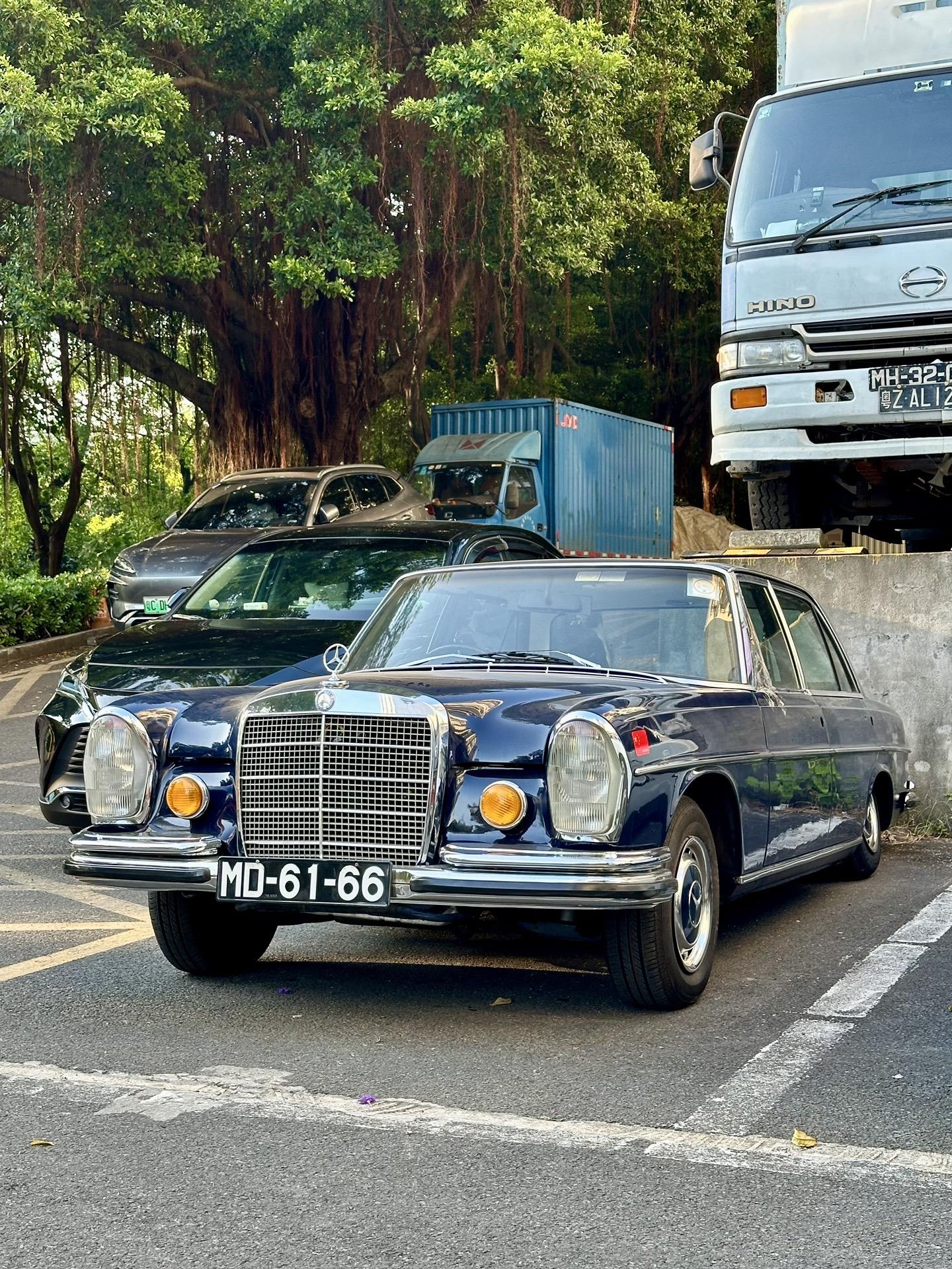 奔驰300SEL W108澳车北上珠海。奔驰300SEL W108澳车...