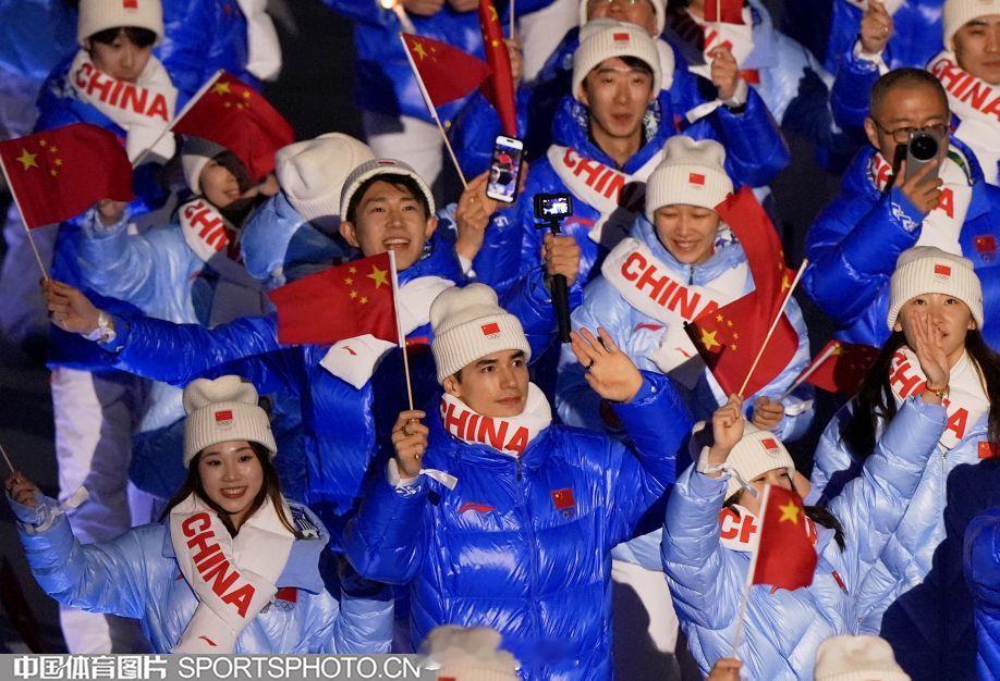 向前冲  中国队冲击冬奥首金米兰冬奥会开幕式 
