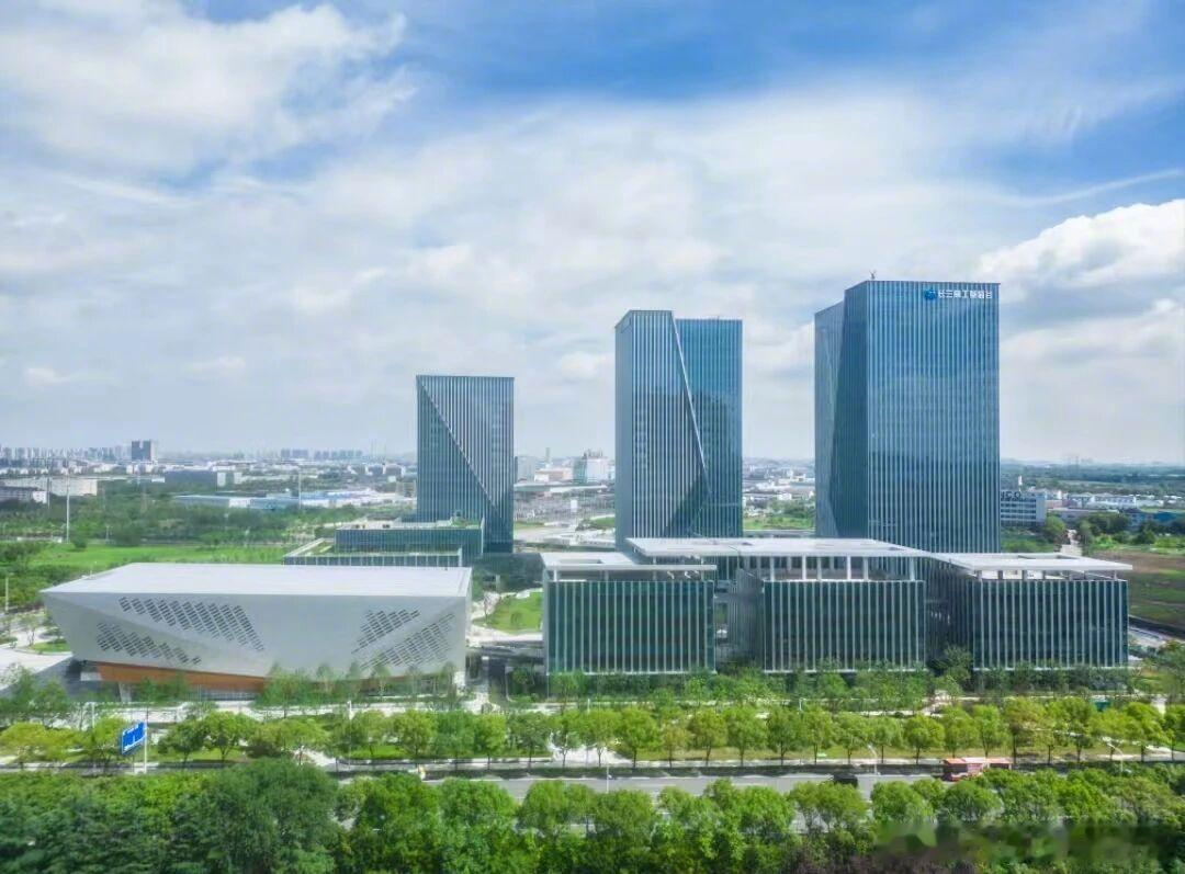 无锡人是怎么躺着就把钱赚完的 苏杭负责美，无锡负责闷声发大财 