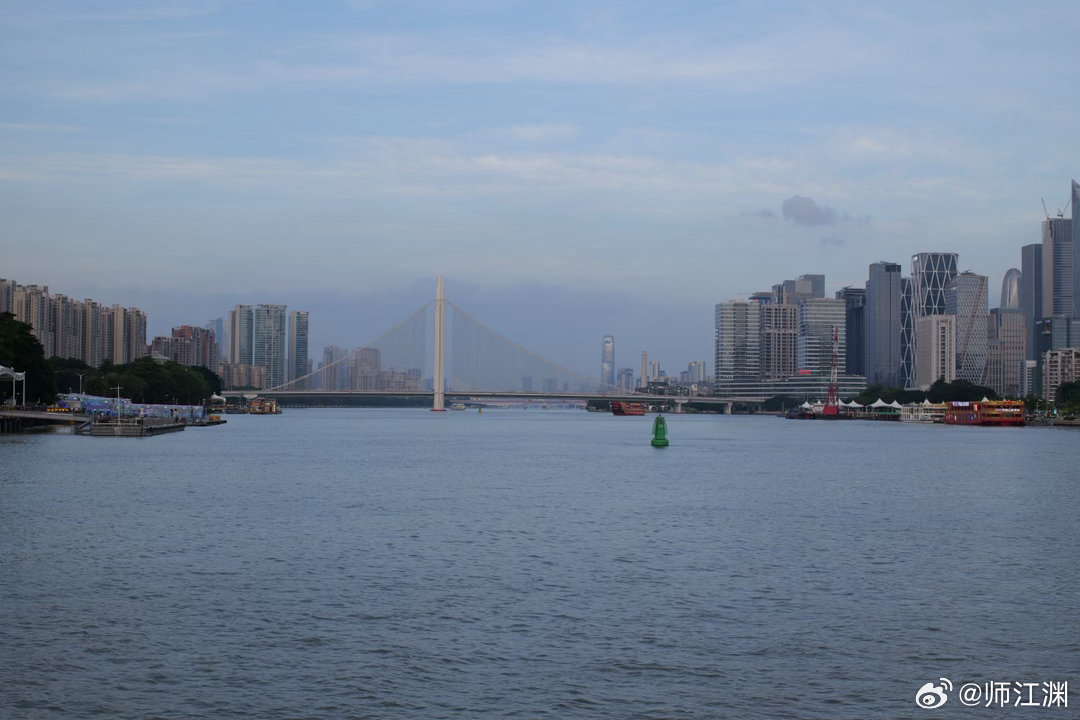 身在广州海心沙的眺望，猎德大桥日常分享随手拍美景城市掠影 松下S9 28-200