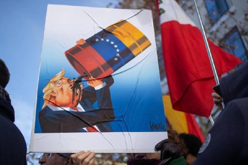 英媒:特朗普想独吞委石油，美巨头却不给面子！

1月6日，路透社报道:“美国强控