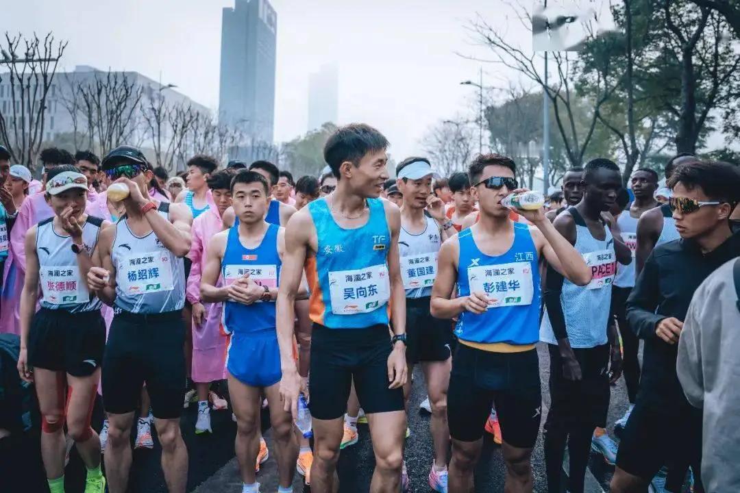 看图说话！#精英跑者##跑步[超话]# ​​​