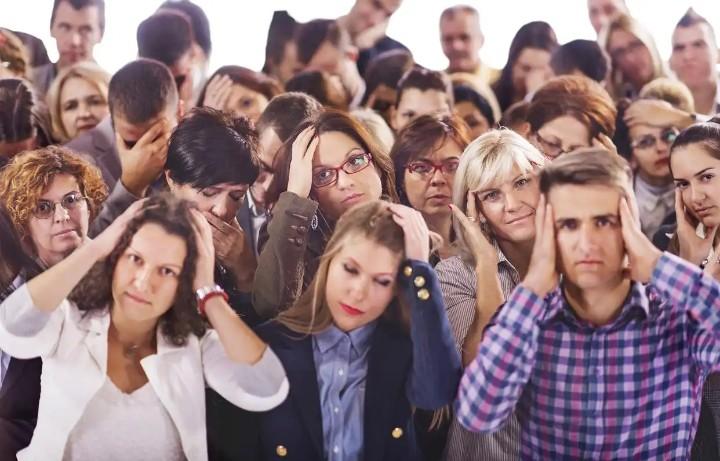 试问，从恋爱到婚姻，从18岁到80岁，永恒的真爱，现实生活中，你见过没有？都说人