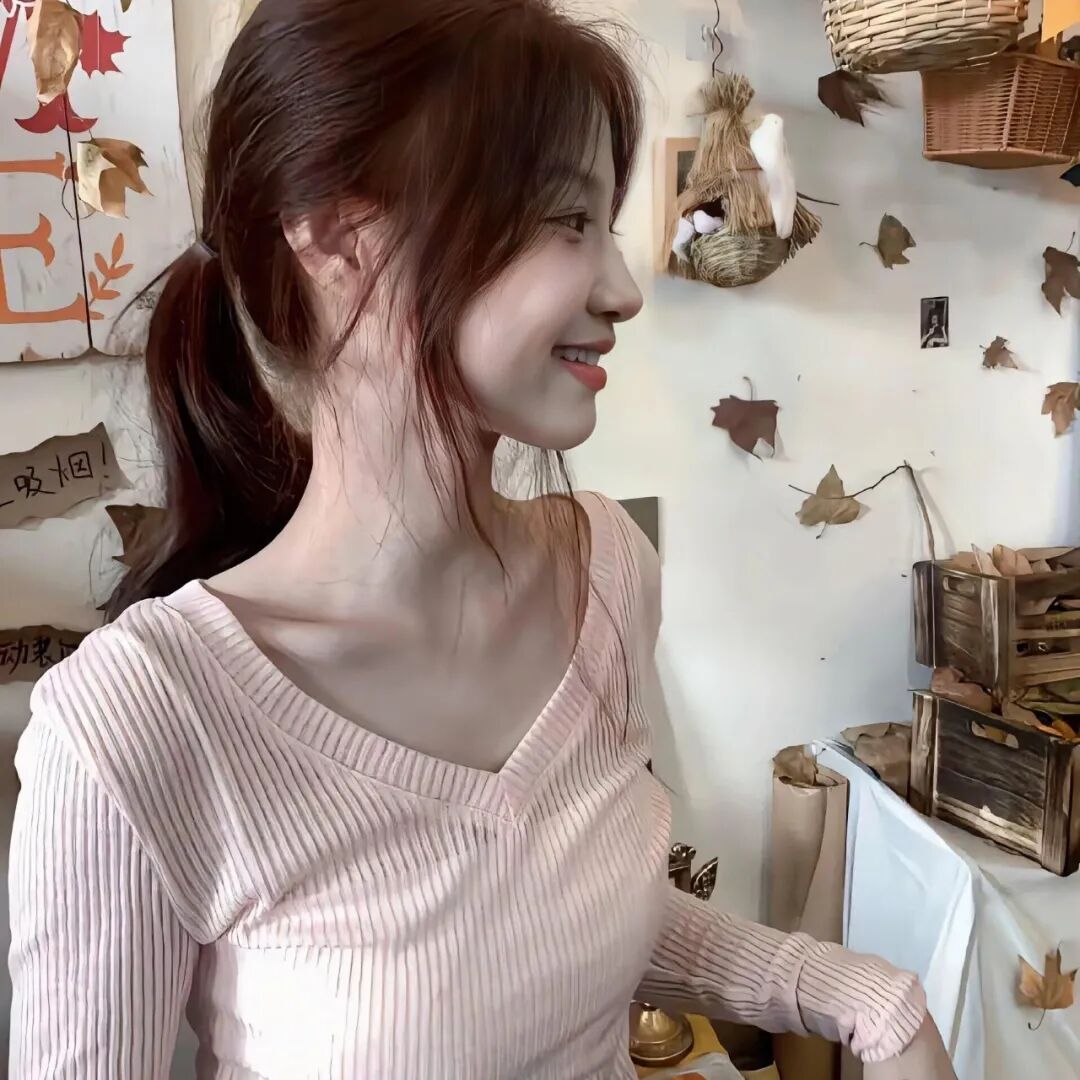 𝗪𝗲𝗖𝗵𝗮𝘁头像 ​​​‖女生头像‖氛围感‖优质女头‖小众高级 ​​