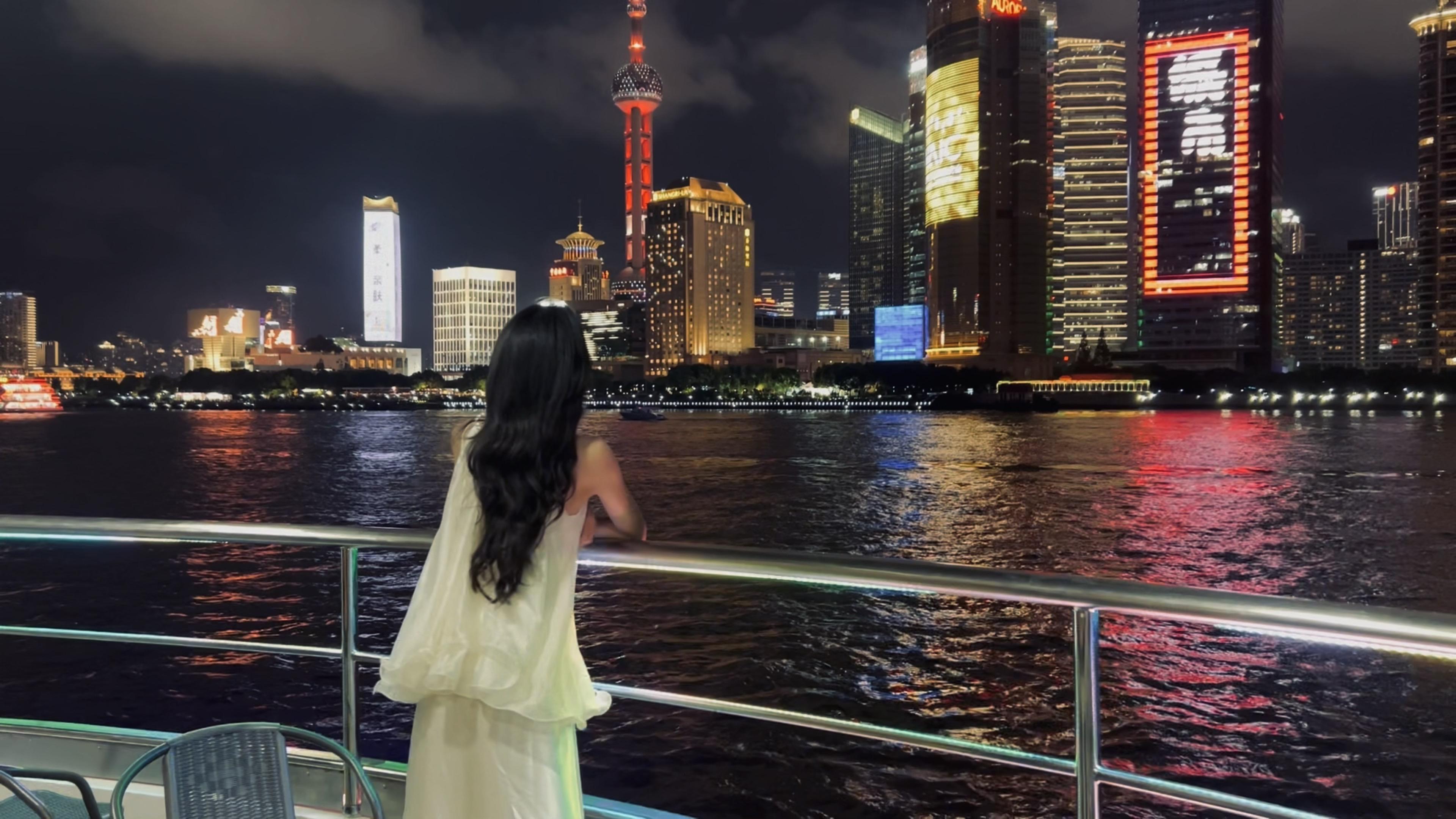 你太低估我了 我是一个勇敢的女孩 我可以平静的接受我付出后的无回报 也...