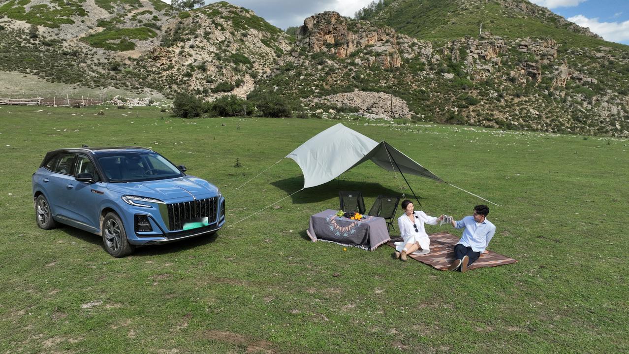 #红旗HS7 PHEV#红旗HS7PHEV带你去遇见不一样的旅游风光。