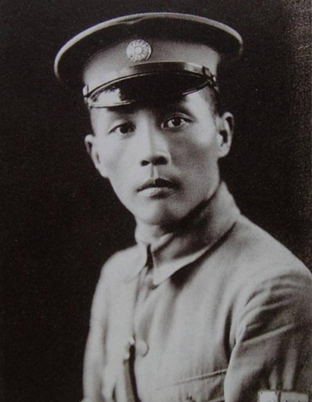 1939年，蒋介石质问钱大钧，巨额空军款项和购买的飞机哪里去了。钱大钧沉默不语，