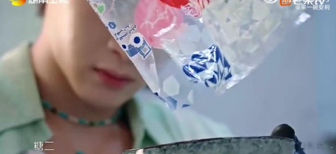 沈月[超话]沈月翟潇闻是在演中华小当家吗中餐厅中餐厅名场面 家人们，沈月翟潇闻做