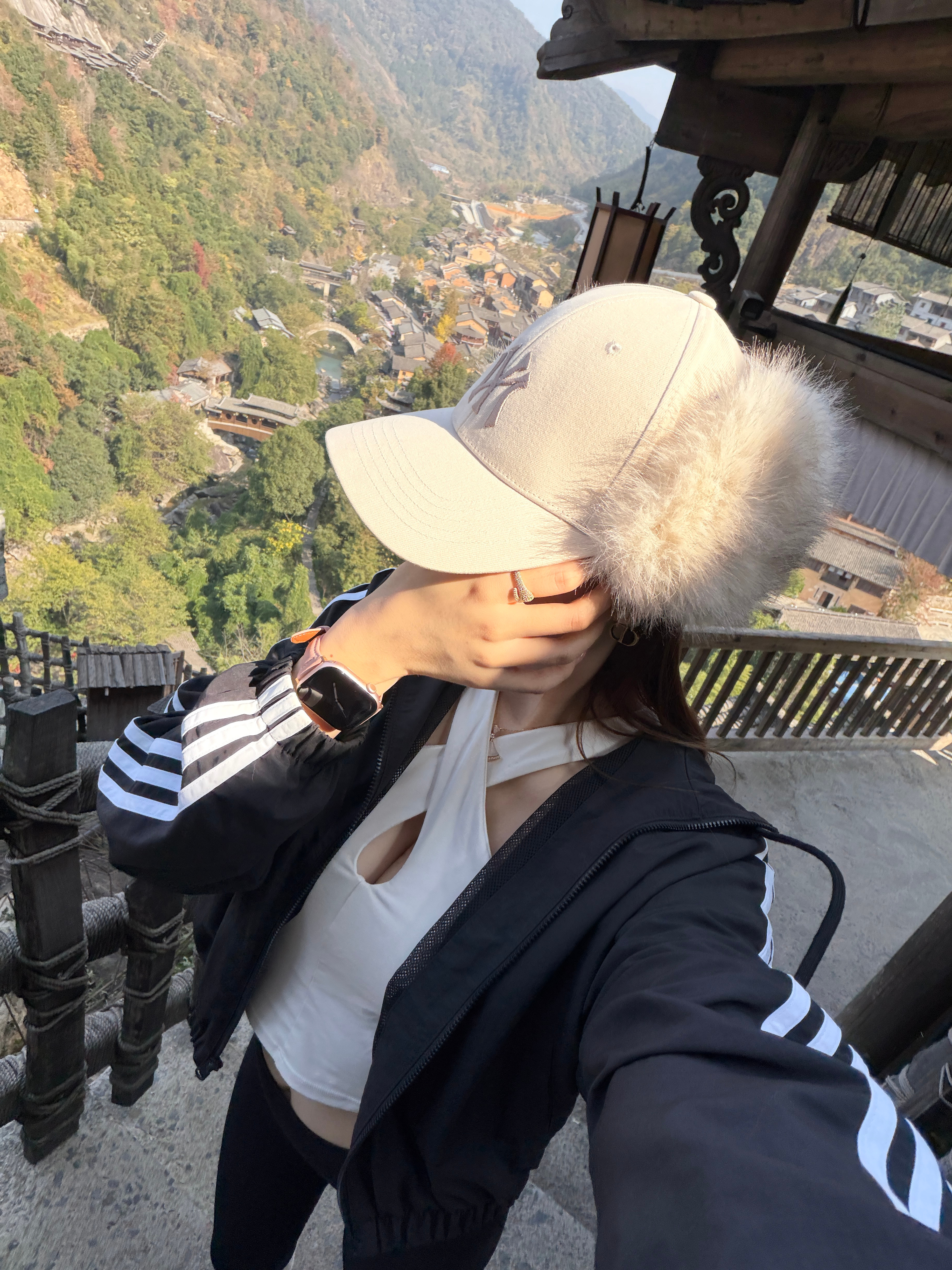 爬山日记🧗治愈系我的日常plog爬山﻿ ﻿运动女孩 上饶·望仙谷景区