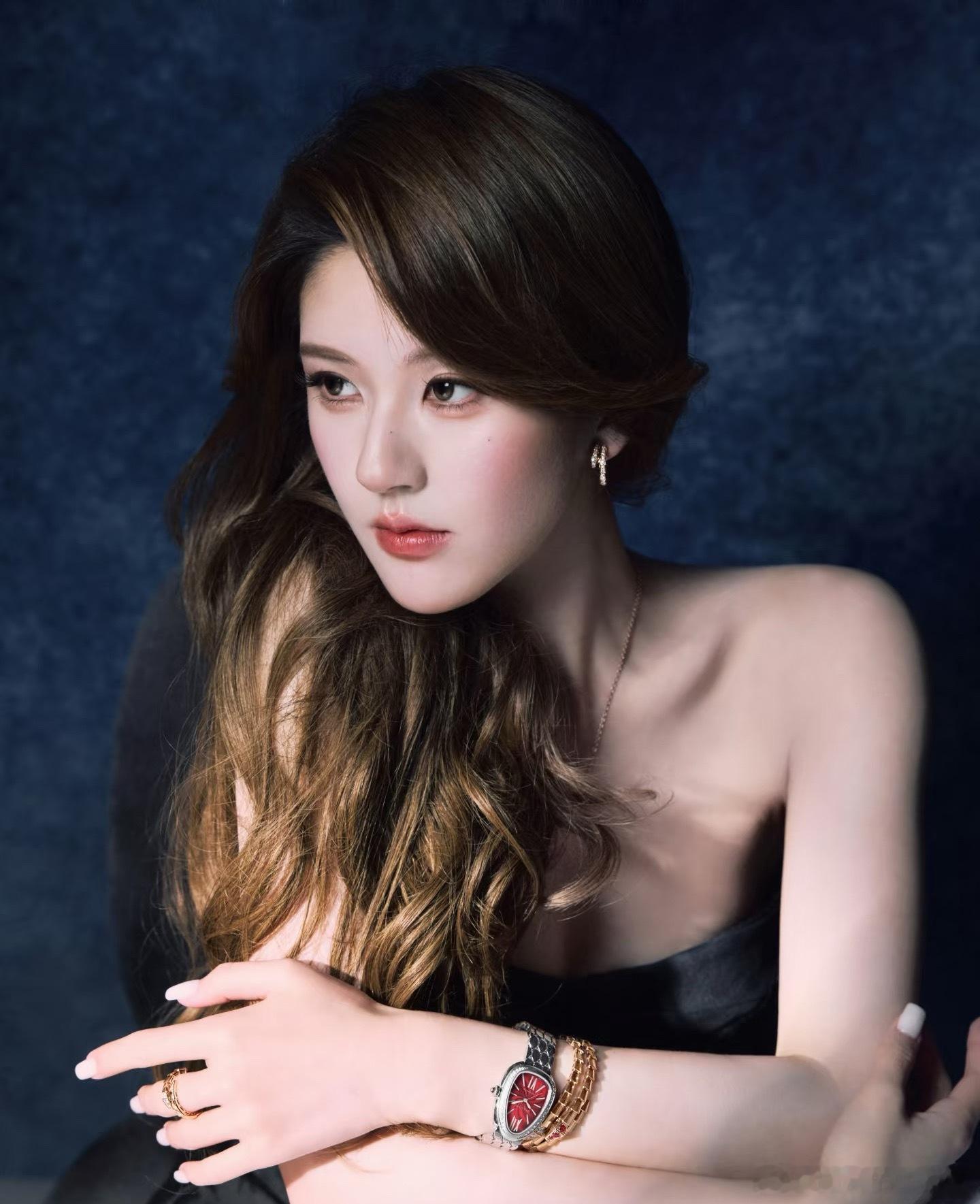 杨紫、赵露思、孟子义宝格丽新春物料，来看看🌸🌸表现力 