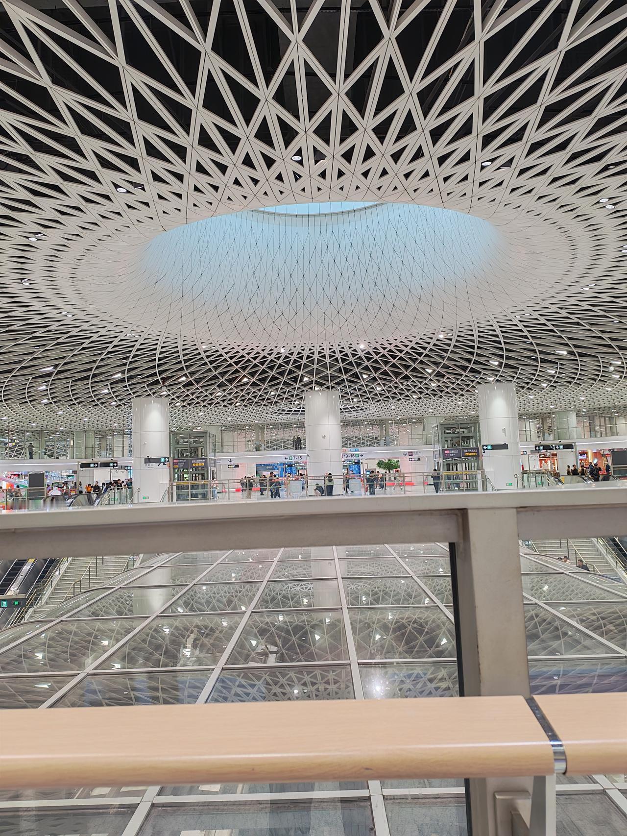 一张图片证明你去过的城市这地方非常有特色，你能猜到这是哪个城市吗？