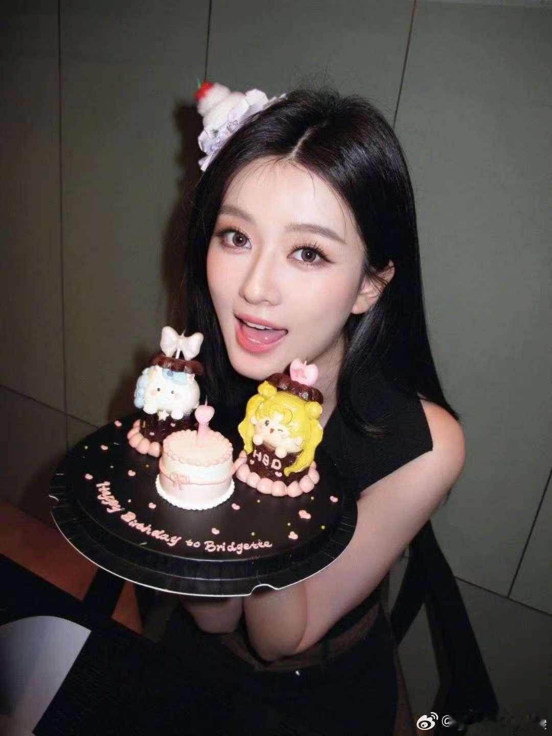 乔欣32岁生日发文，状态真不错，