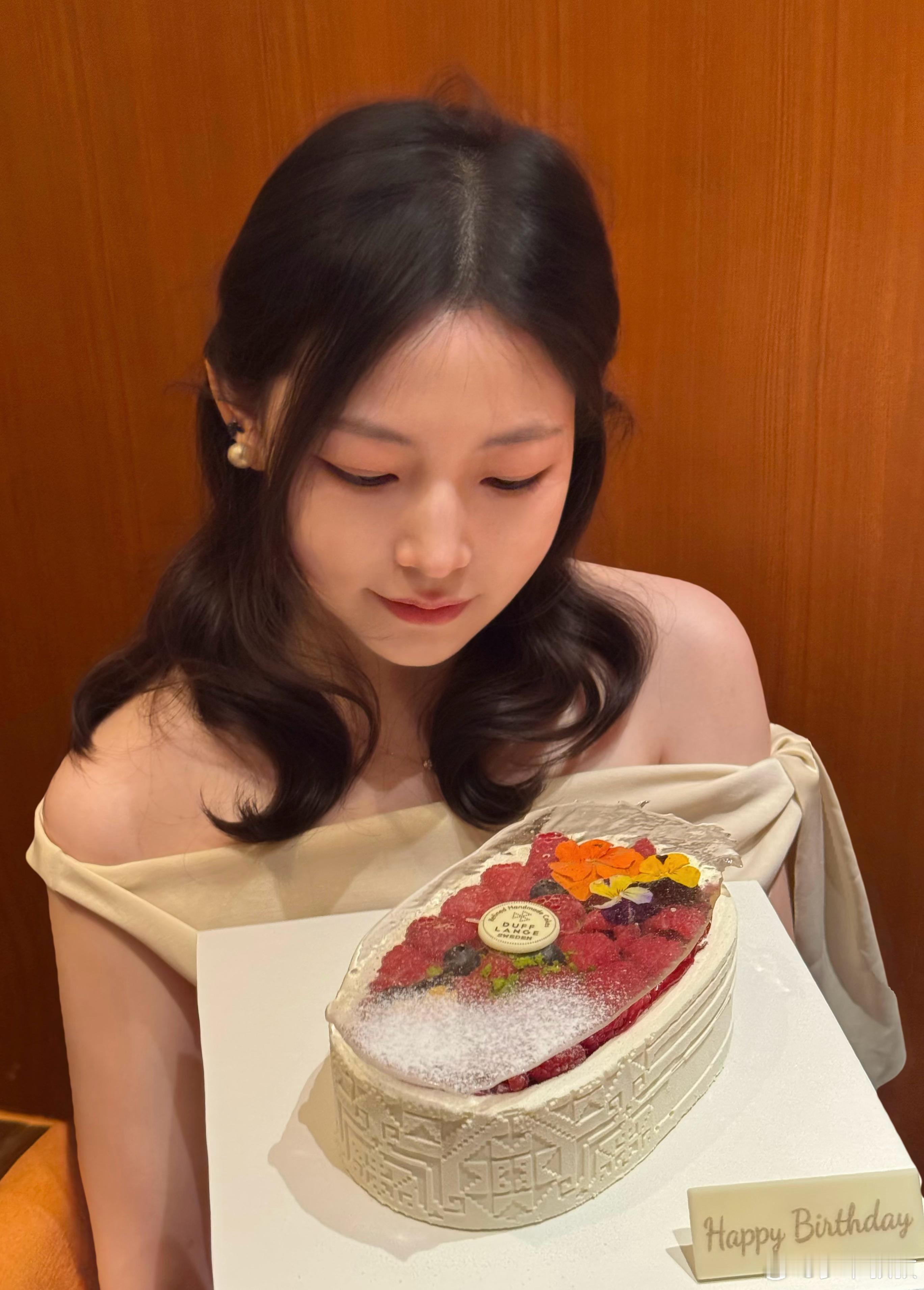 生日快乐咯 