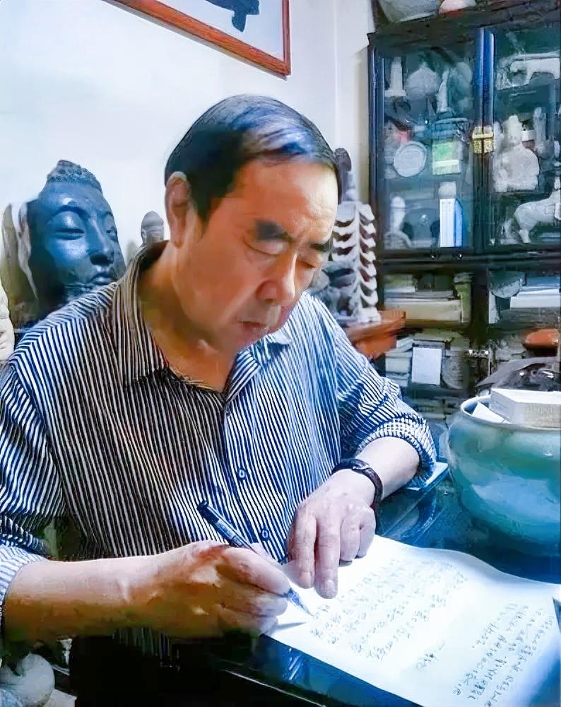 贾平凹：

贾平凹曾说：“太阳有升有落，人有生的当然有死的，剩下来的也就是油盐酱