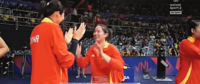 打酱油的玩儿的更嗨
       2024年世界女排联赛，中国女排首战韩国女排的