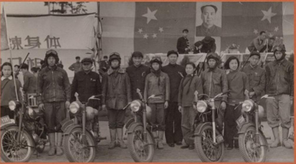 五六十年代，北京工业学院（现在的北京理工大学）的学生摩托车队，怎么都觉得比现在的