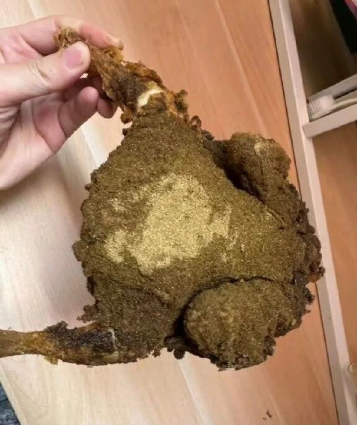 想问店家，调料是不要钱吗，吃个炸鸡吃出古墓的感觉 ​​​