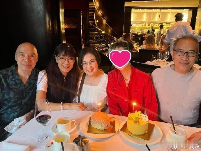 香港第一代女团81岁成员近况曝光　去年家中摔倒受伤令人担忧
已届81岁的「鬼马歌