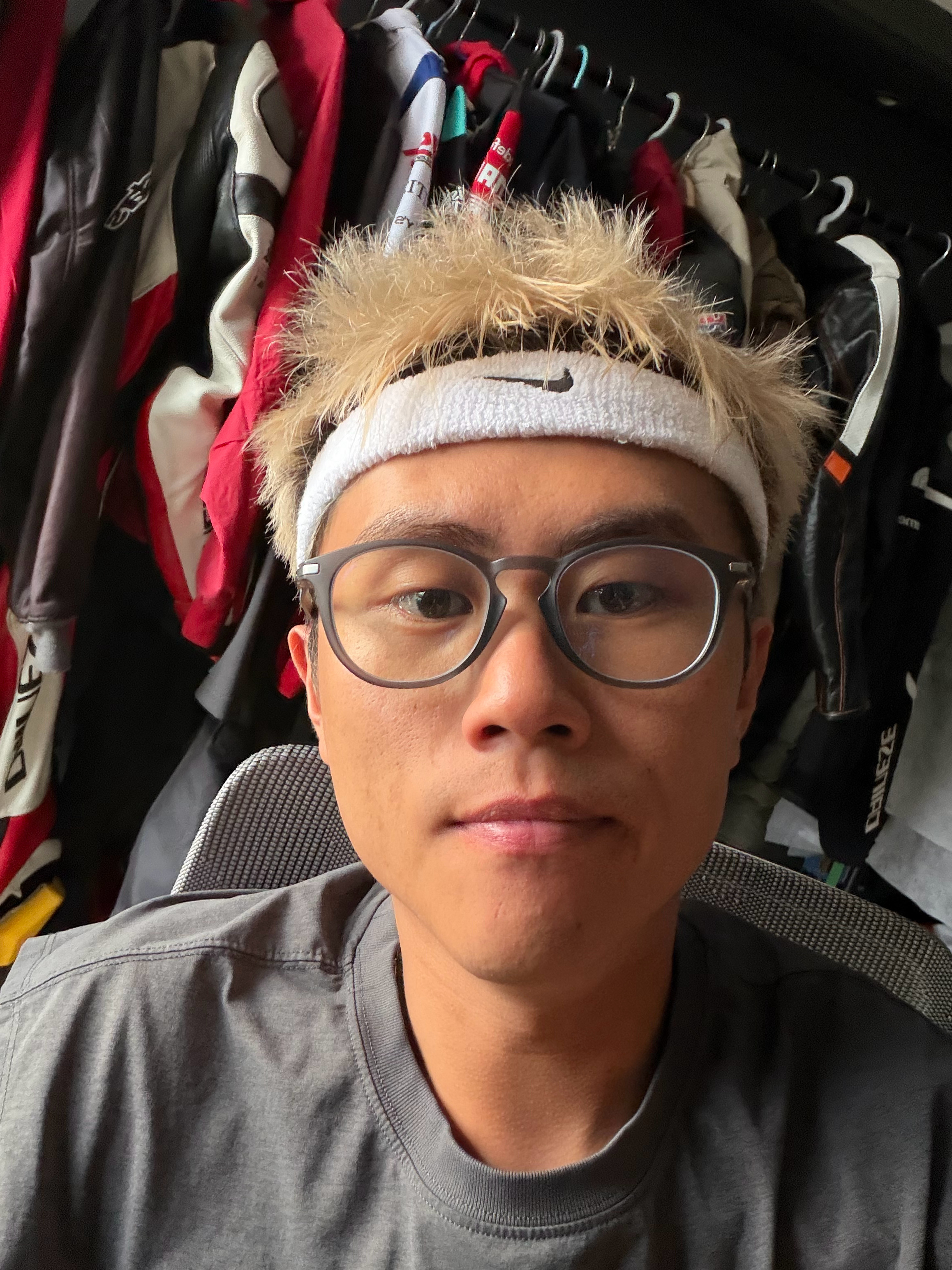 早上！ 准备出门去打球~~ 